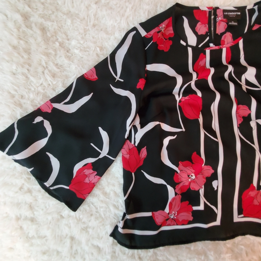 💥3/$25💥 Liz Claiborne Floral Semi Sheer Top - Picture 6 of 9